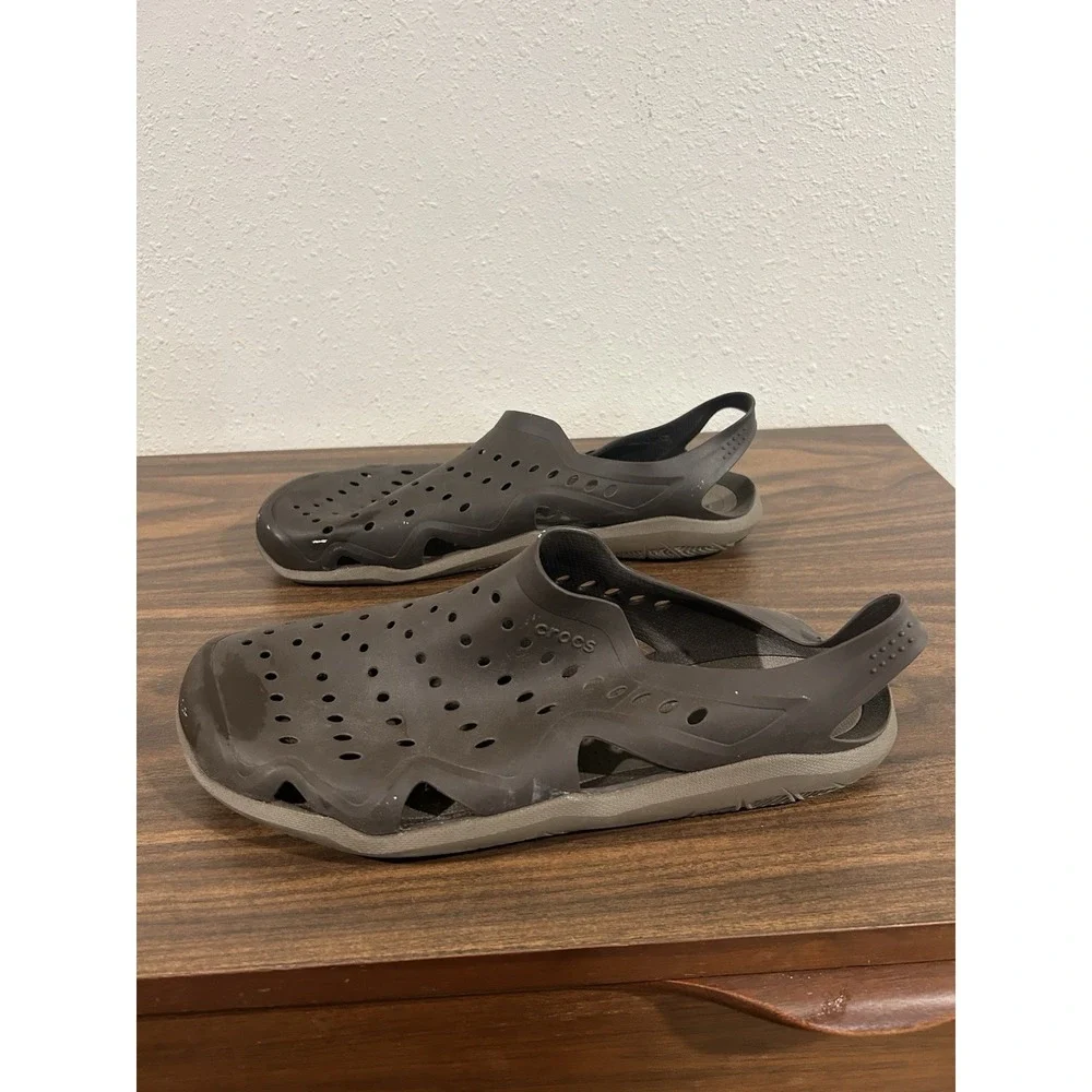 Crocs Mens Swiftwater Wave Sandals Brown Water Shoes Comfort Size 13 Clogs